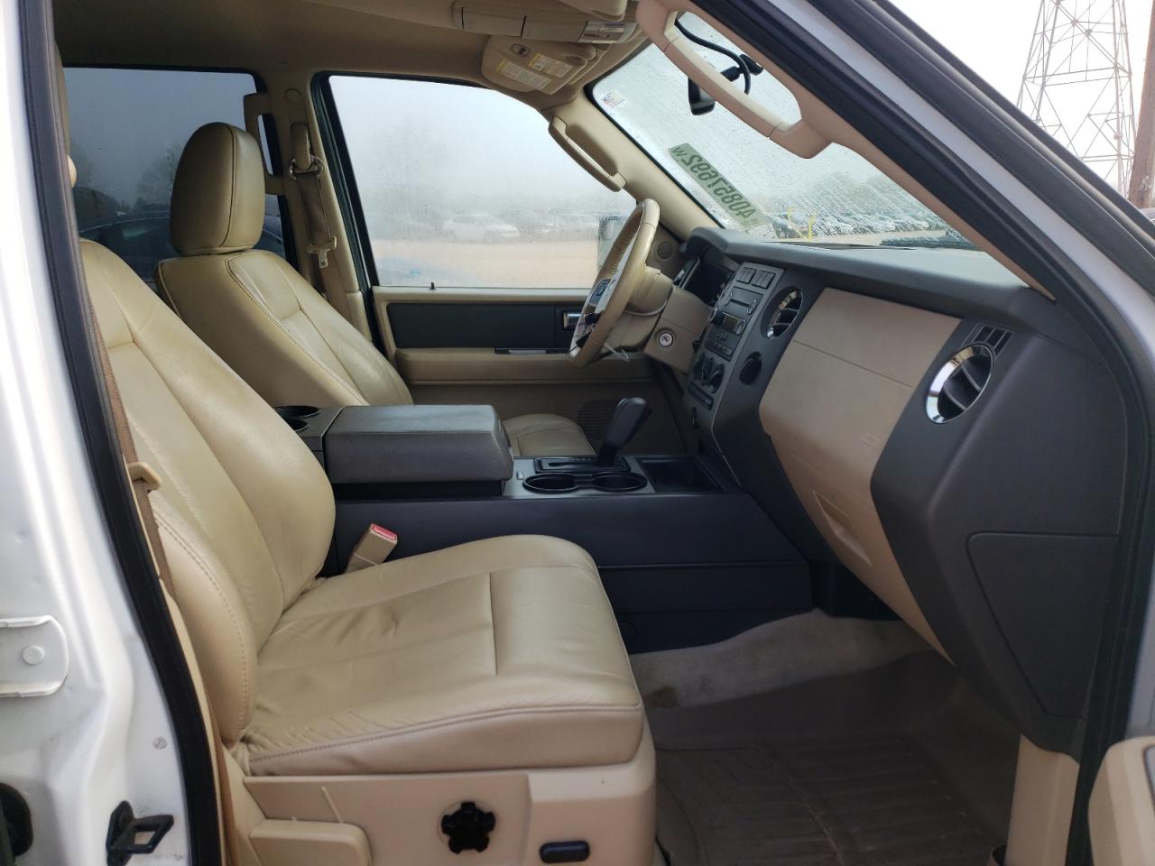 Photo 5 from auction – 2012 FORD EXPEDITION with VIN 1FMJK1H52CEF10180