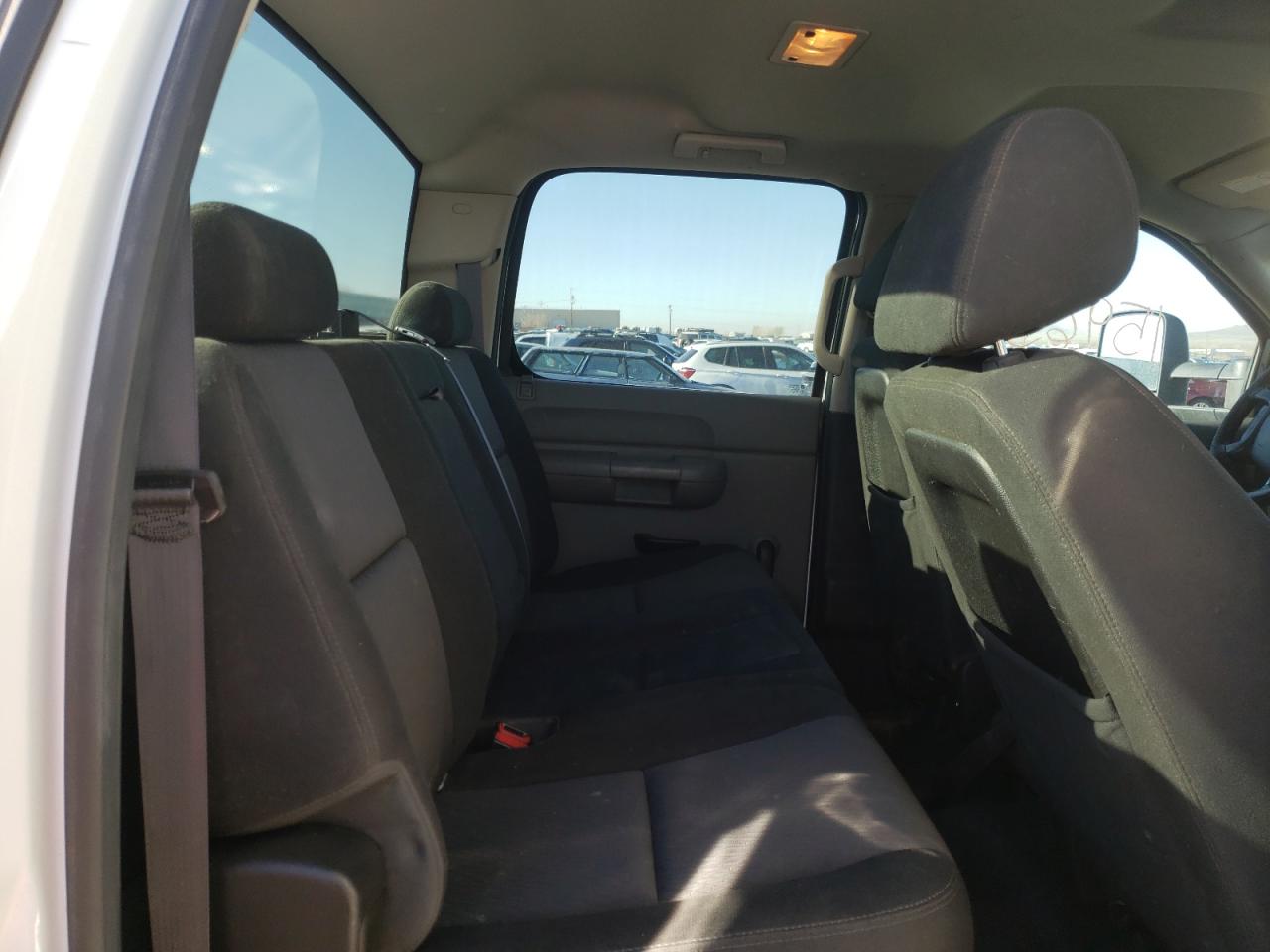 Photo 6 from auction – 2014 CHEVROLET SILVERADO with VIN 1GC1KVCG6EF104727