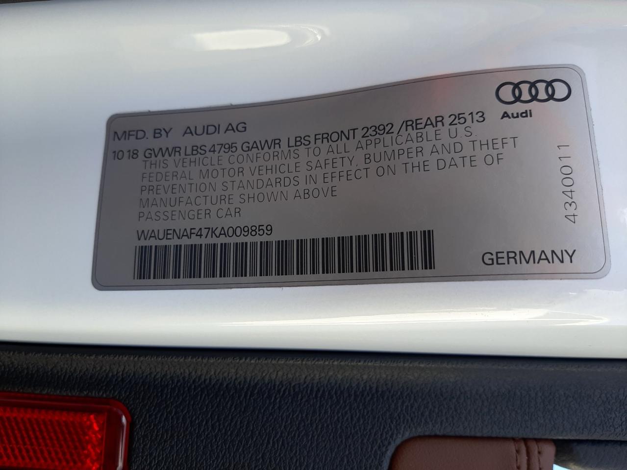 Photo 10 from auction – 2019 AUDI A4 PREMIUM with VIN WAUENAF47KA009859