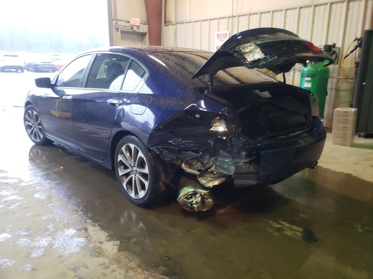 Photo 3 from auction – 2015 HONDA ACCORD SPO with VIN 1HGCR2F53FA010527
