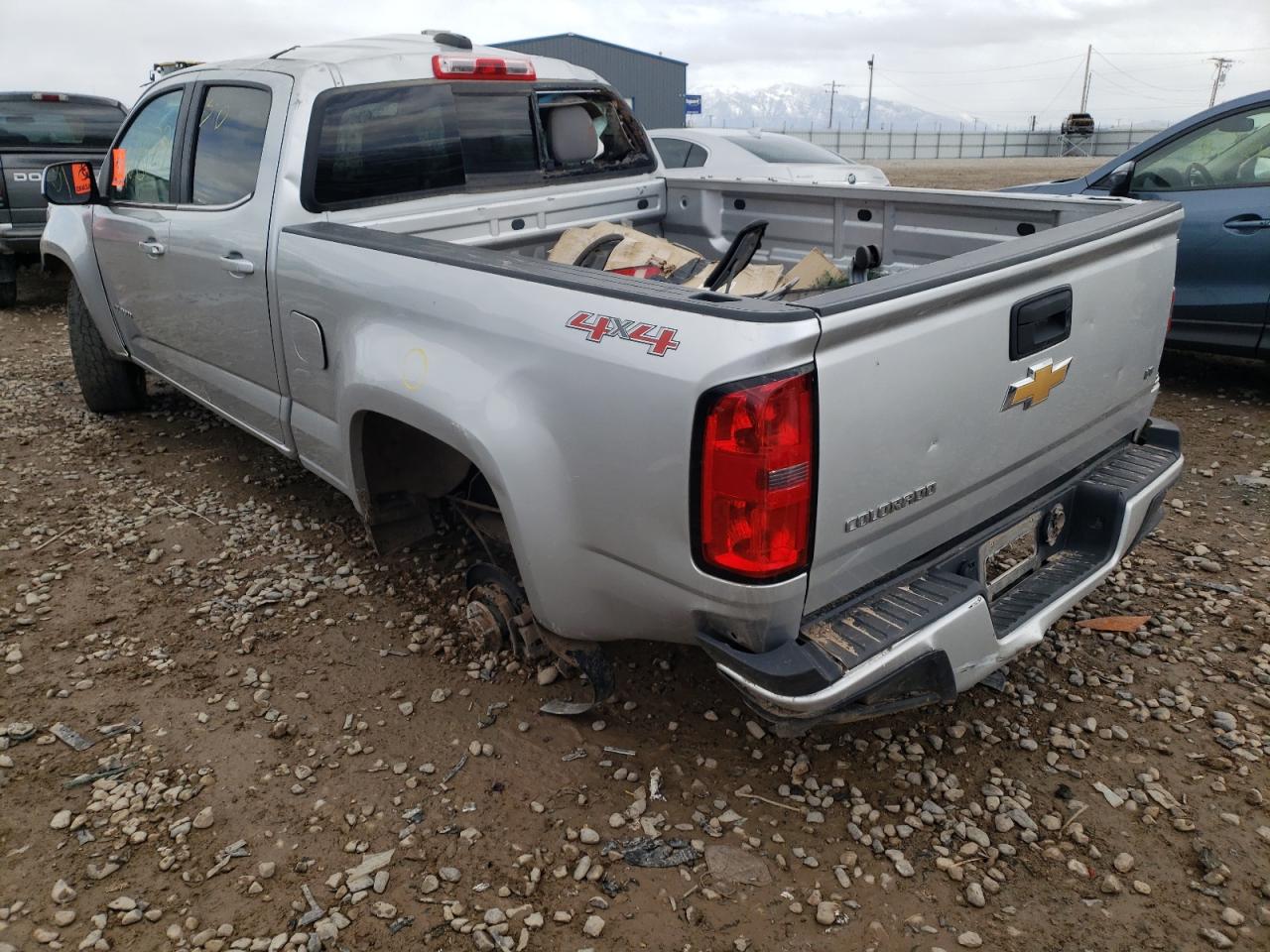 Photo 3 from auction – 2017 CHEVROLET COLORADO L with VIN 1GCPTCE12H1324775