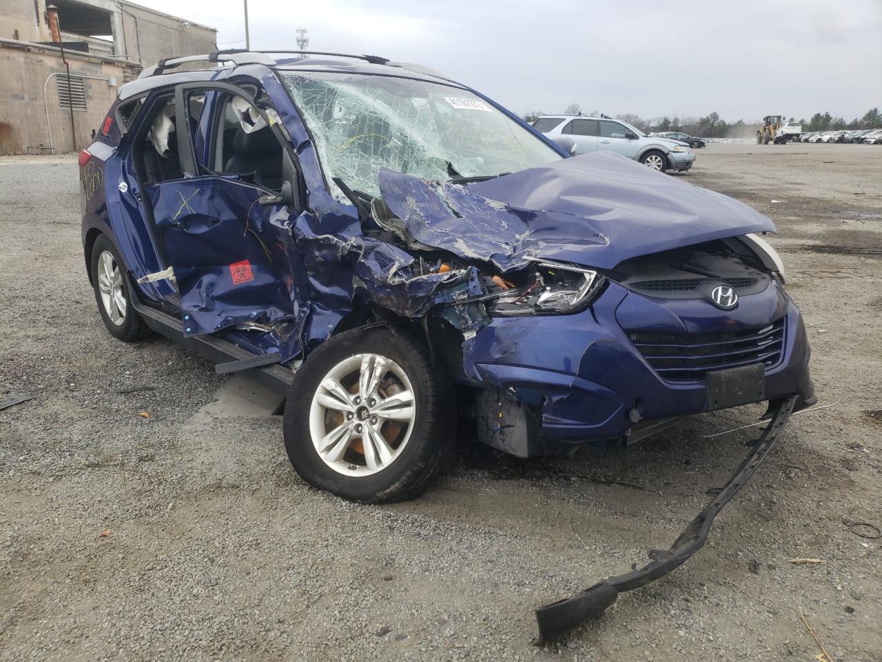 Photo 2 from auction – 2012 HYUNDAI TUCSON GLS with VIN KM8JUCAC5CU350719