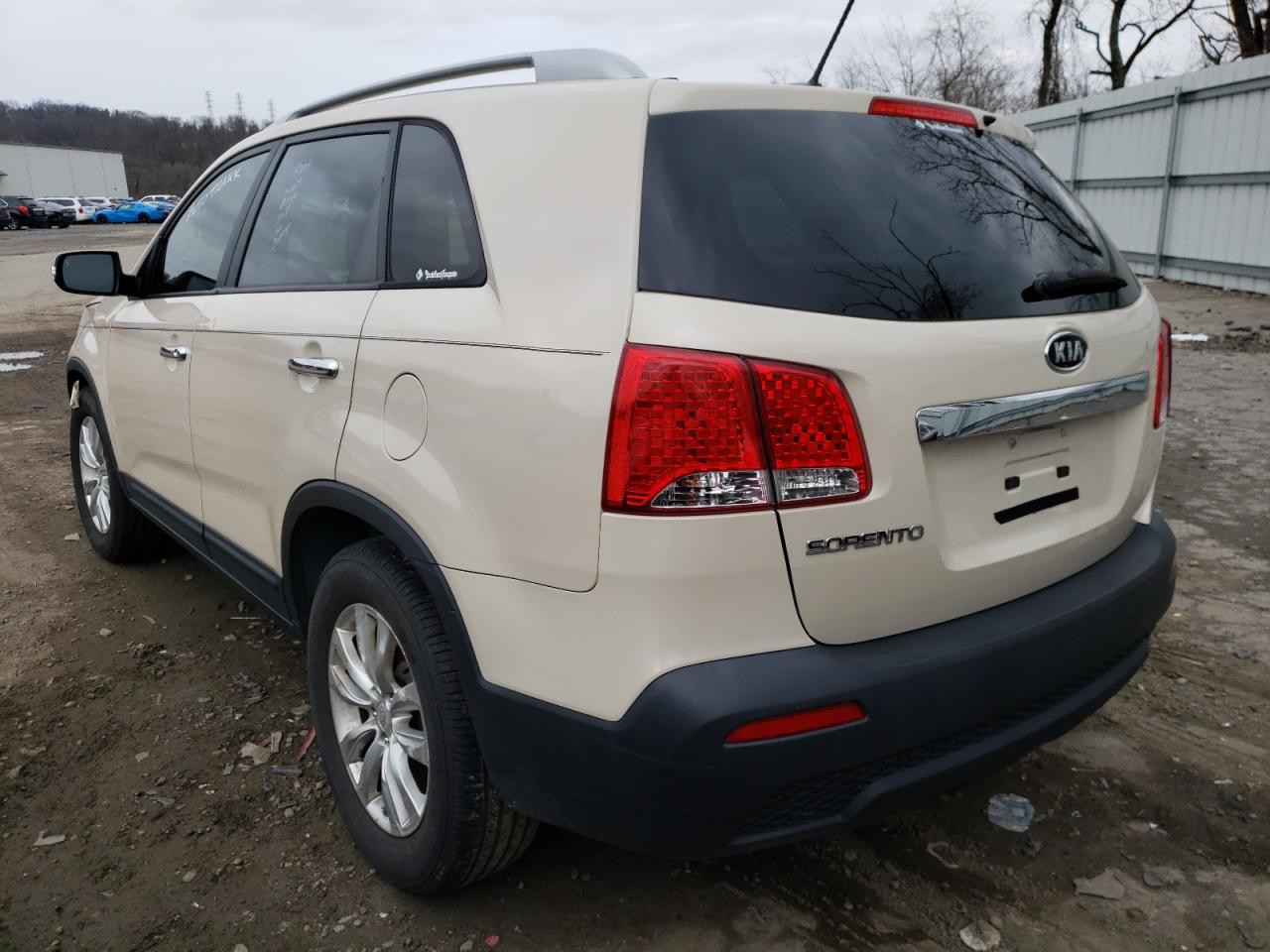 Photo 3 from auction – 2011 KIA SORENTO BA with VIN 5XYKT4A26BG085088