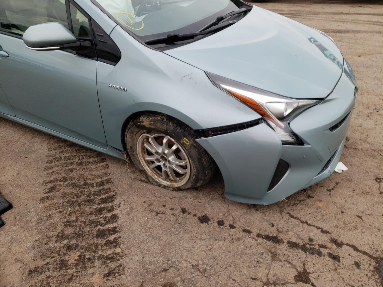 Photo 9 from auction – 2017 TOYOTA PRIUS with VIN JTDKBRFU9H3046888