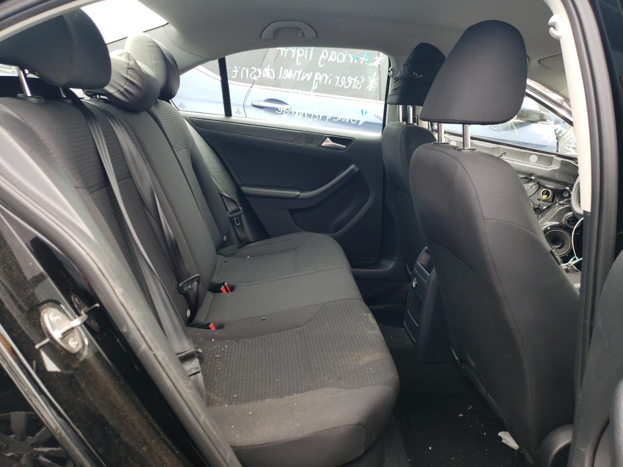 Photo 6 from auction – 2015 VOLKSWAGEN JETTA BASE with VIN 3VW2K7AJ5FM274557