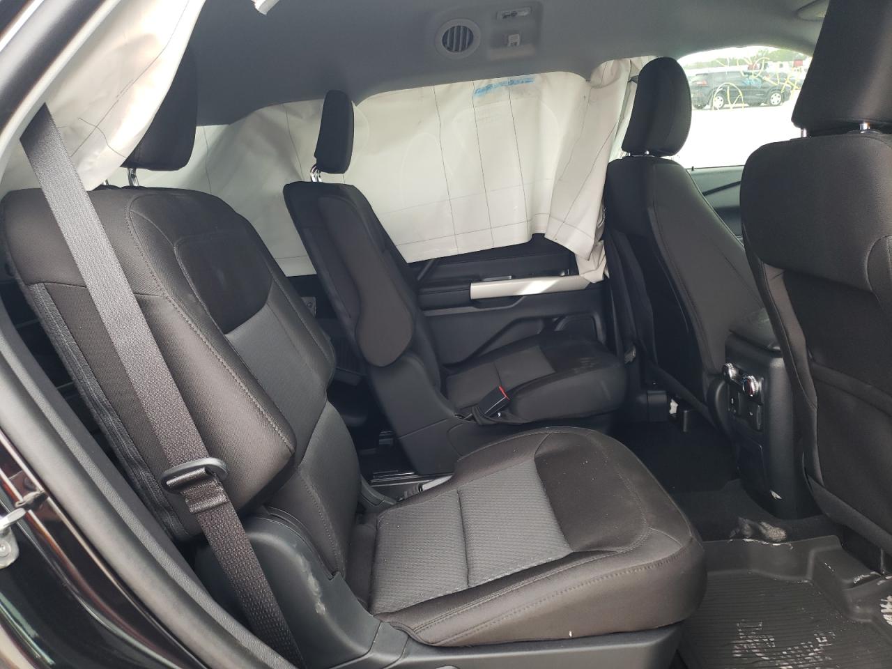 Photo 6 from auction – 2022 FORD EXPLORER X with VIN 1FMSK7DH2NGA20322