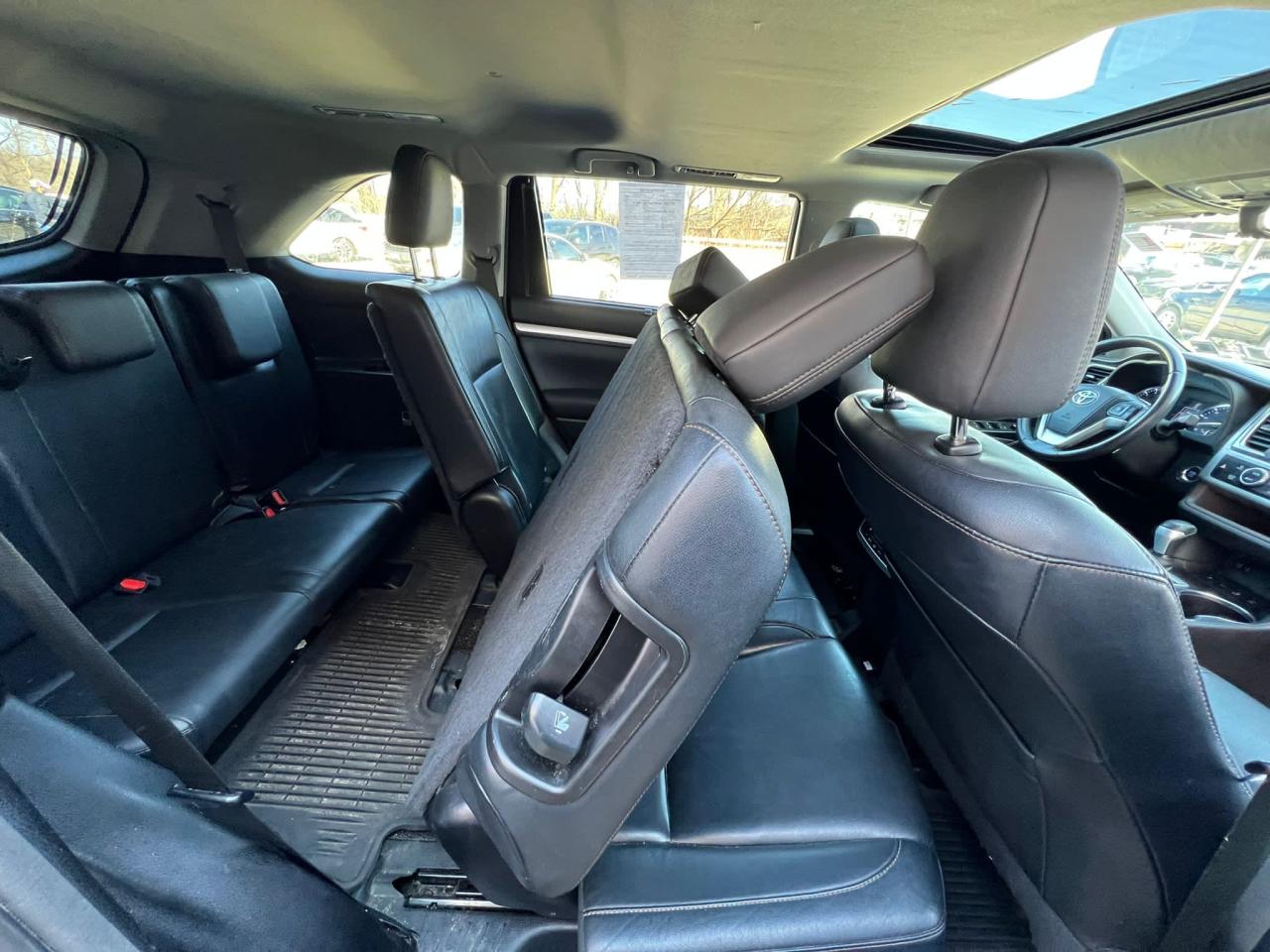 Photo 6 from auction – 2014 TOYOTA HIGHLANDER with VIN 5TDJKRFH9ES023300