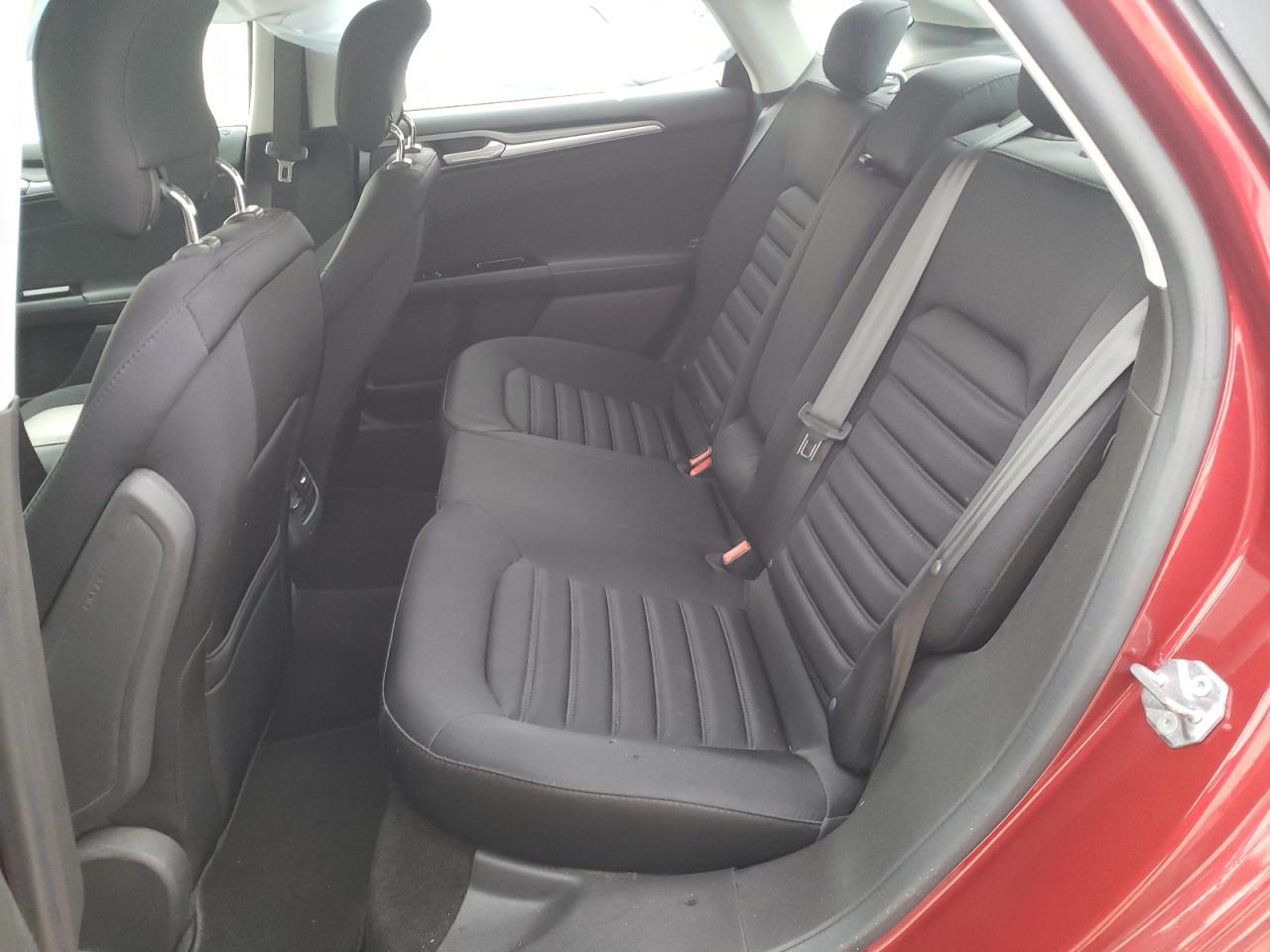 Photo 6 from auction – 2014 FORD FUSION SE with VIN 3FA6P0LU5ER304958