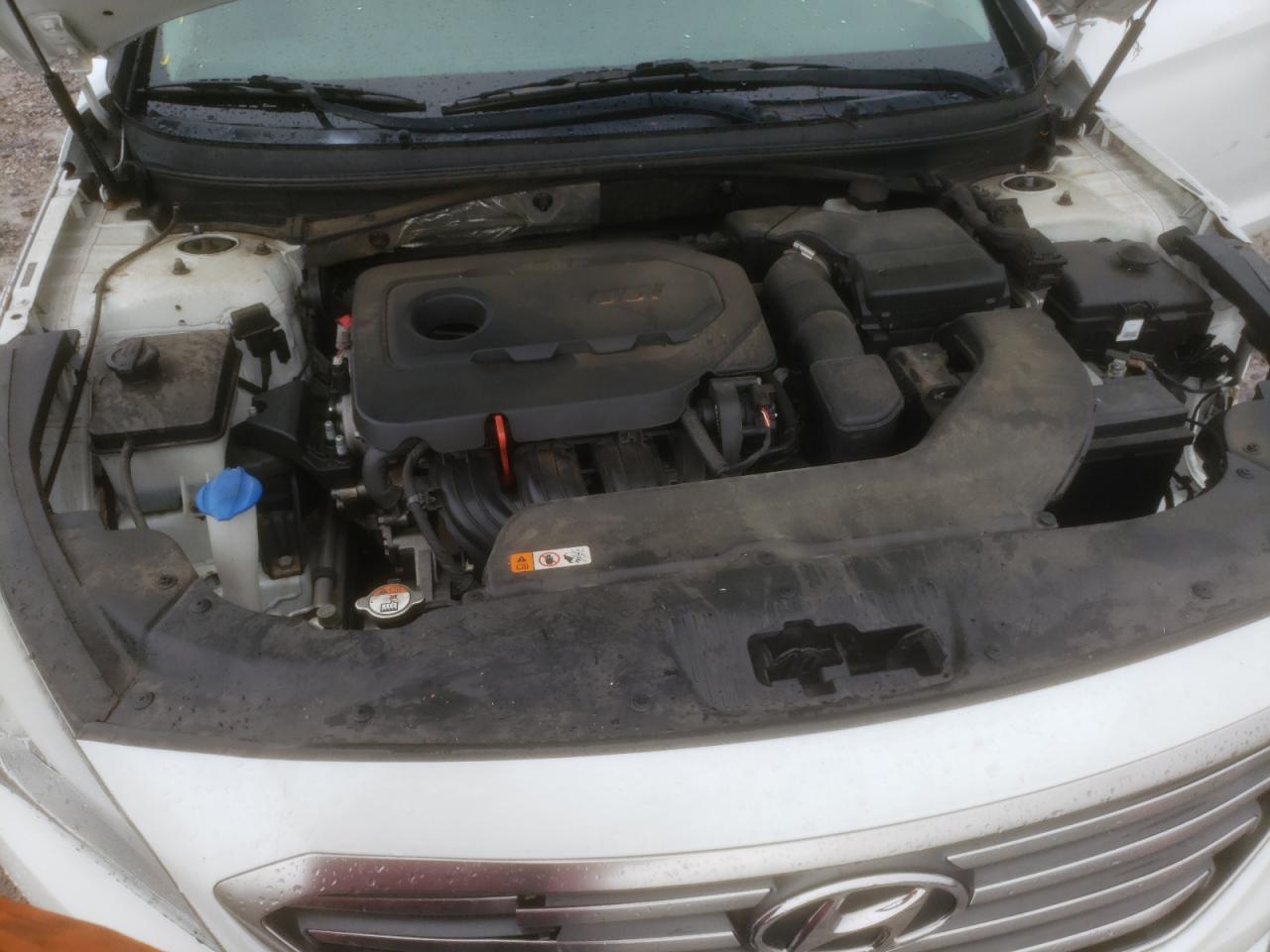 Photo 7 from auction – 2016 HYUNDAI SONATA SE with VIN 5NPE24AF9GH317654