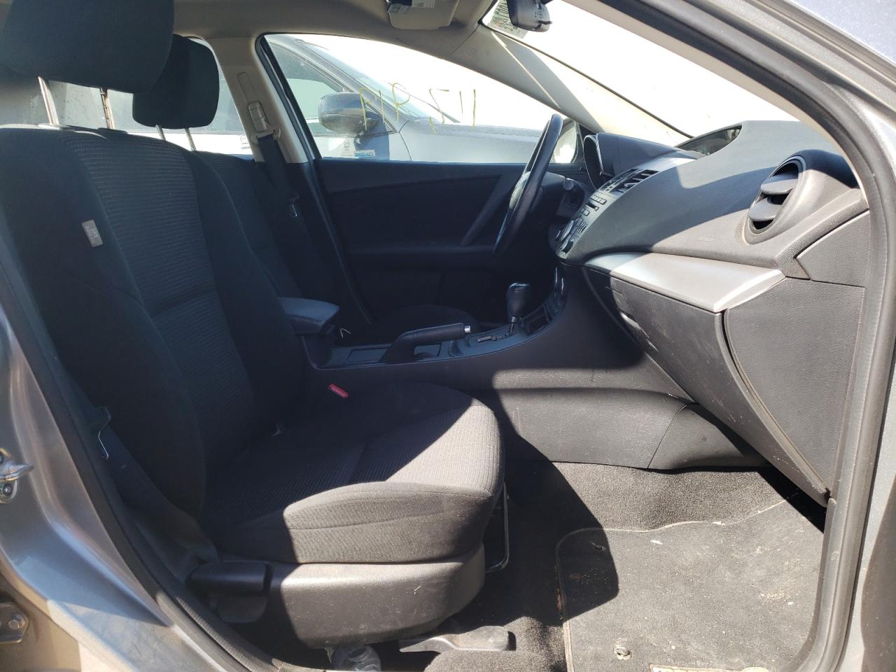 Photo 5 from auction – 2013 MAZDA 3 I with VIN JM1BL1L74D1842984