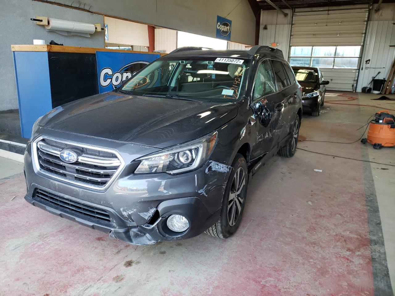 Photo 2 from auction – 2019 SUBARU OUTBACK 2. with VIN 4S4BSANC1K3372195