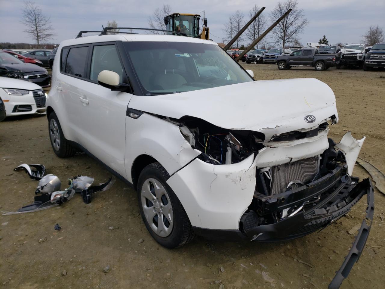 KIA SOUL 2014 with VIN KNDJN2A21E7094941 - Photo from auction