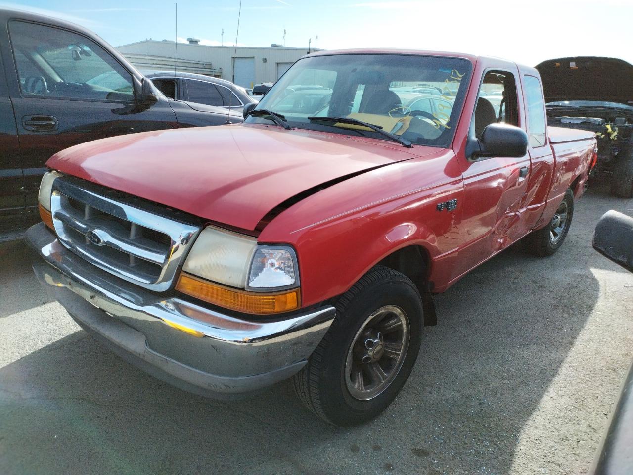 Photo 2 from auction – 2000 FORD RANGER SUP with VIN 1FTYR14V7YPB18828