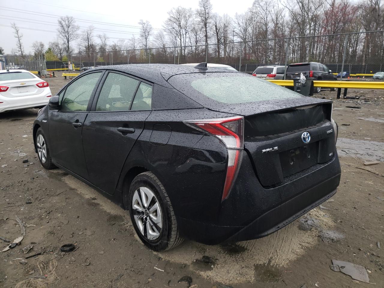 Photo 3 from auction – 2016 TOYOTA PRIUS with VIN JTDKARFU9G3010393