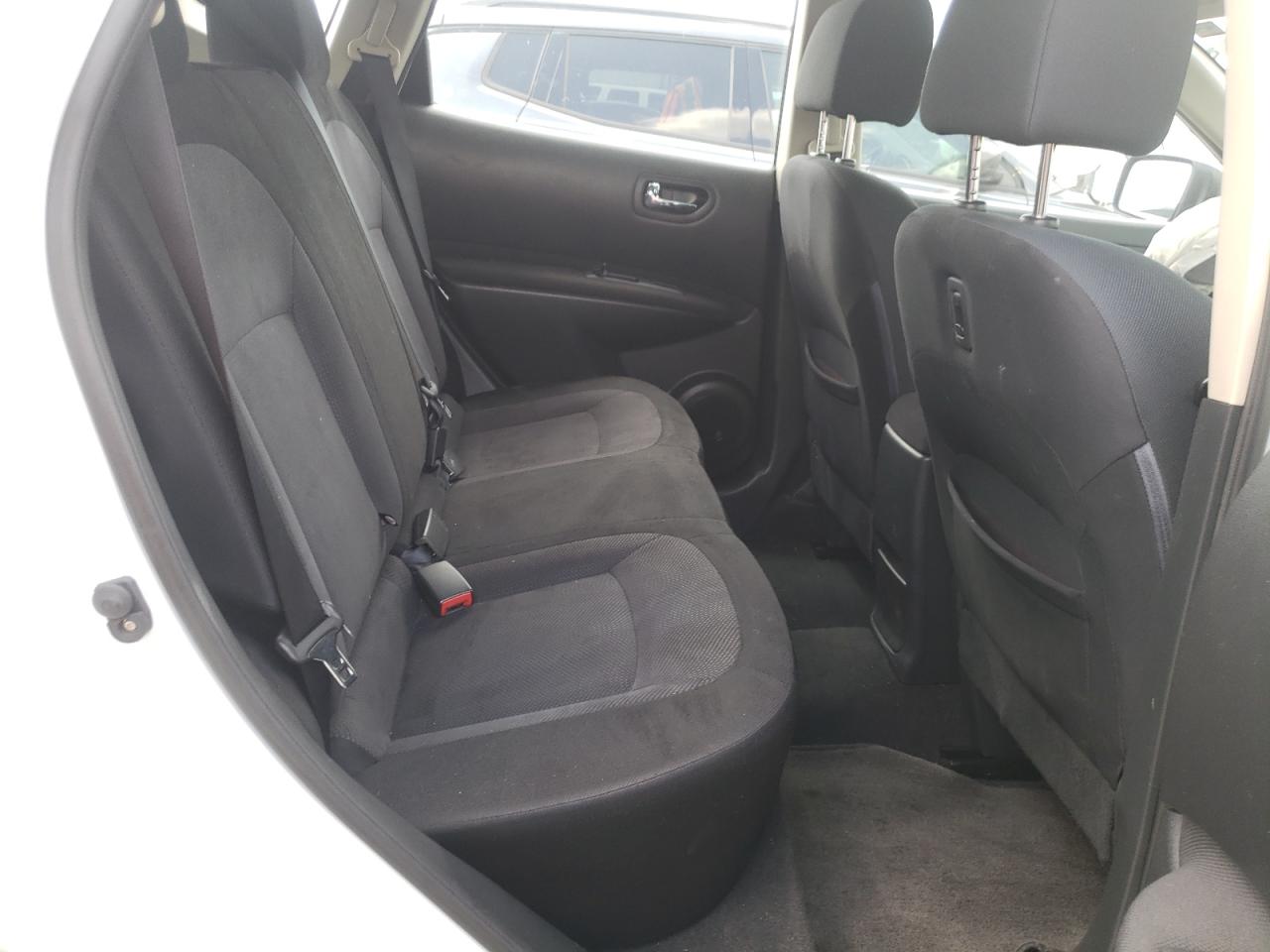 Photo 6 from auction – 2012 NISSAN ROGUE S with VIN JN8AS5MT1CW297088