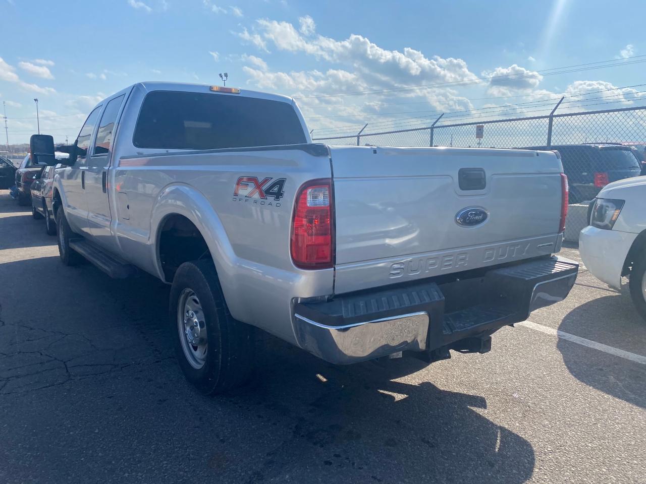 Photo 3 from auction – 2015 FORD F250 SUPER with VIN 1FT7W2B60FEA39158