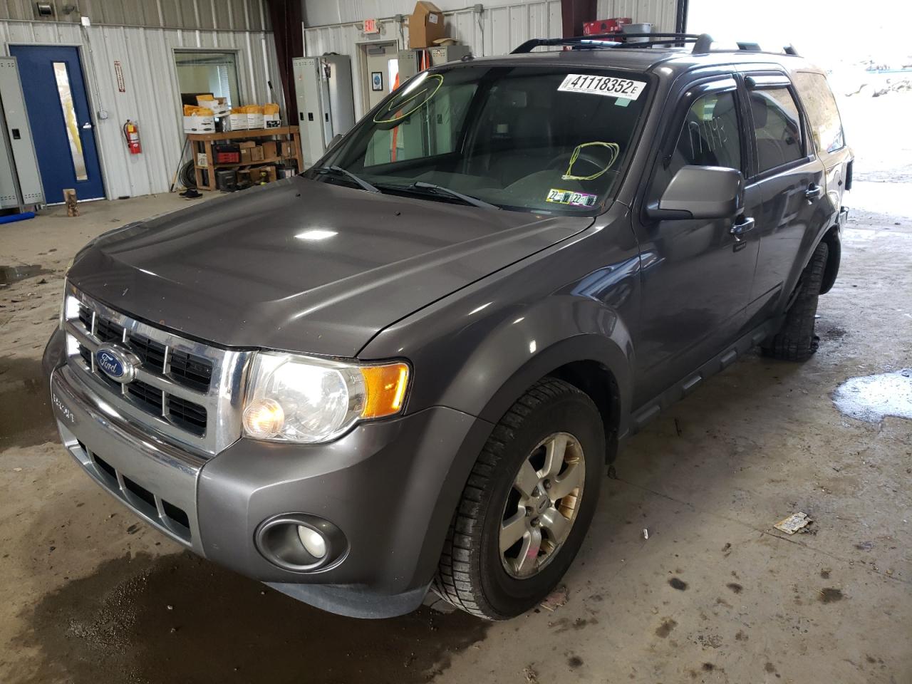 Photo 2 from auction – 2011 FORD ESCAPE LIM with VIN 1FMCU9EG9BKC64543