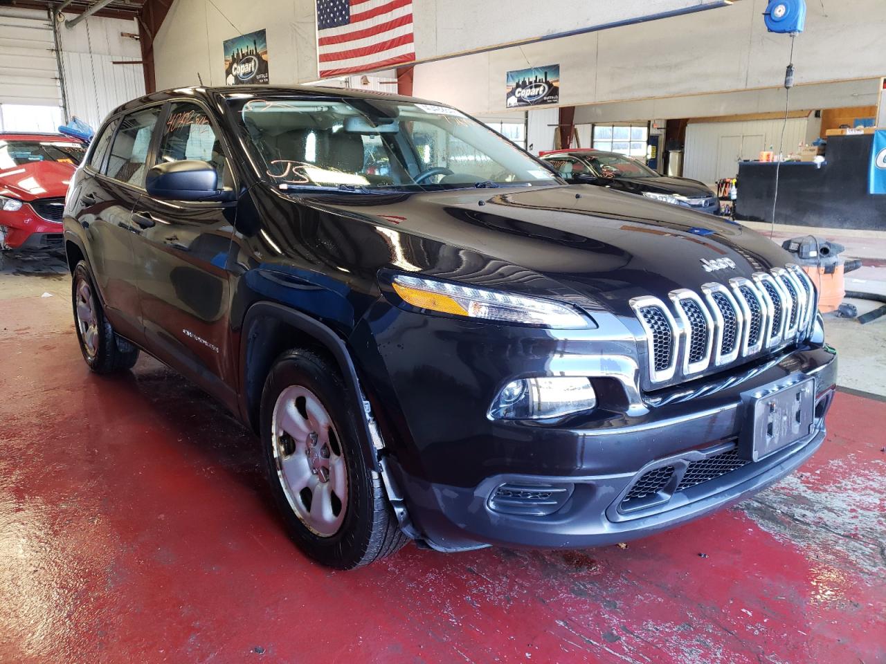 Photo 1 from auction – 2015 JEEP CHEROKEE S with VIN 1C4PJMAB7FW776196