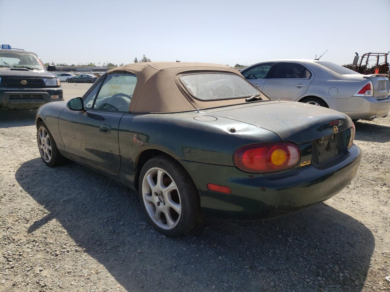 Photo 3 from auction – 1999 MAZDA MX-5 MIATA with VIN JM1NB3530X0127121