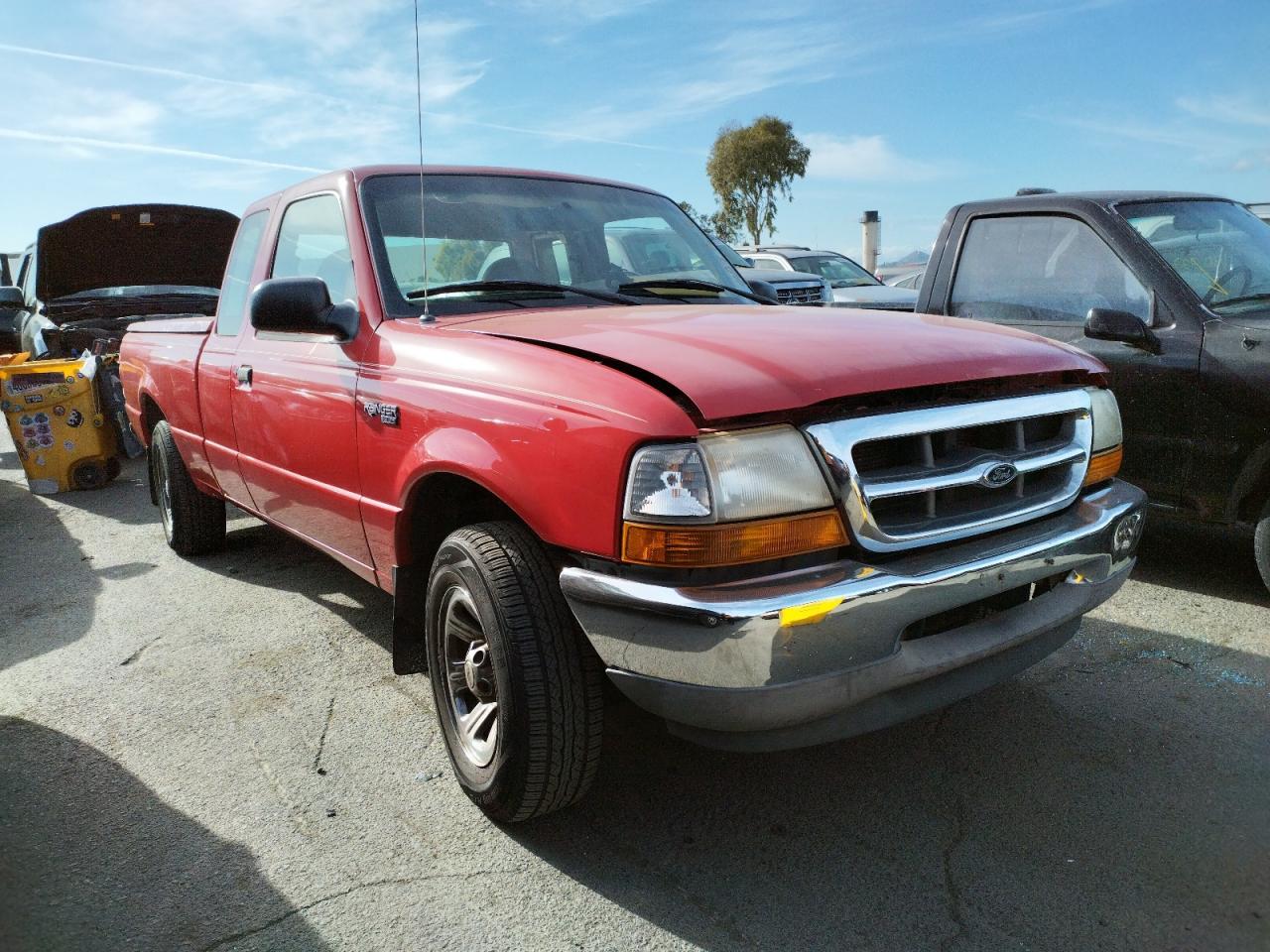 FORD RANGER SUP 2000 with VIN 1FTYR14V7YPB18828 - Photo from auction