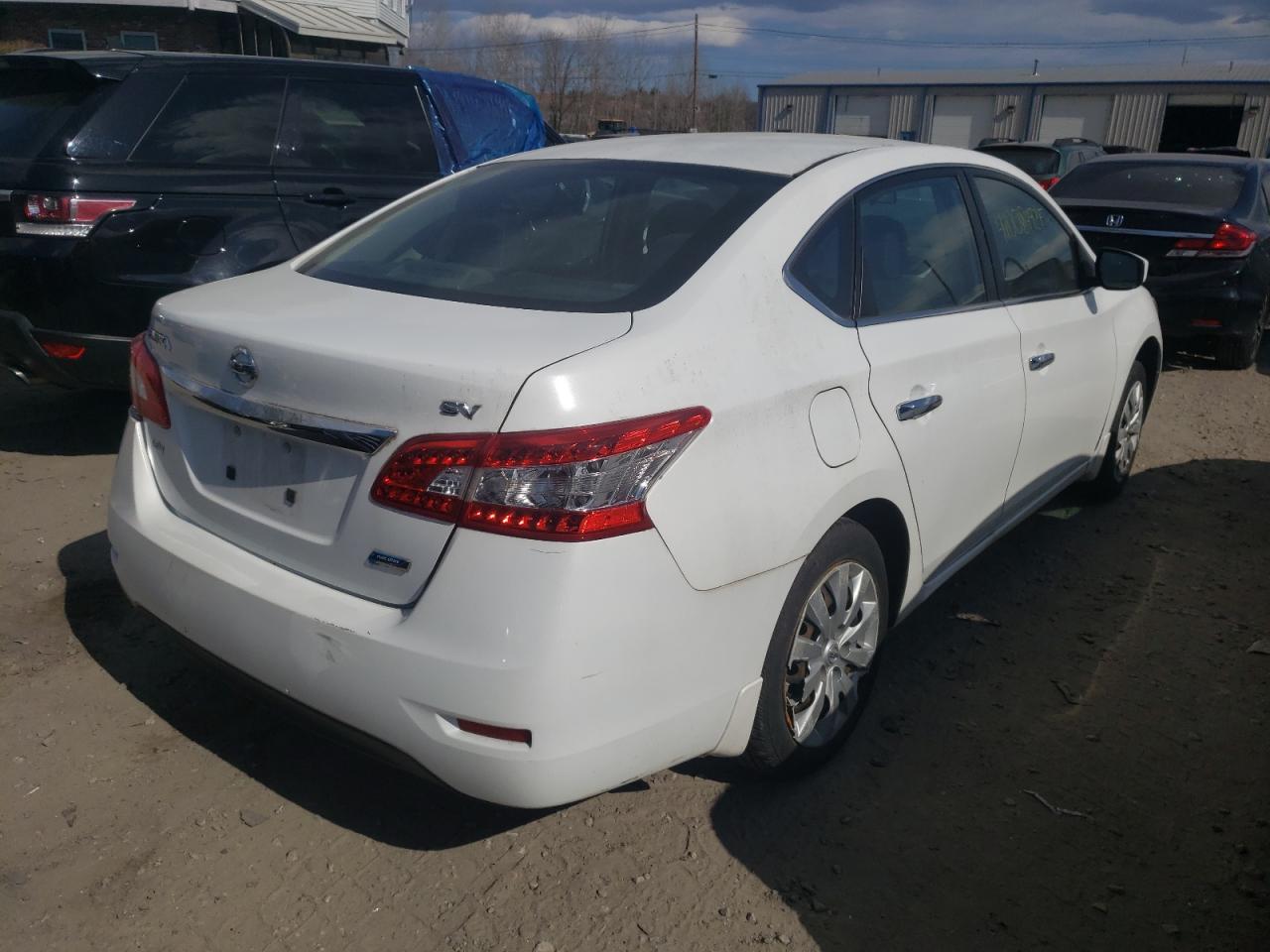 Photo 4 from auction – 2014 NISSAN SENTRA S with VIN 3N1AB7AP0EY298973