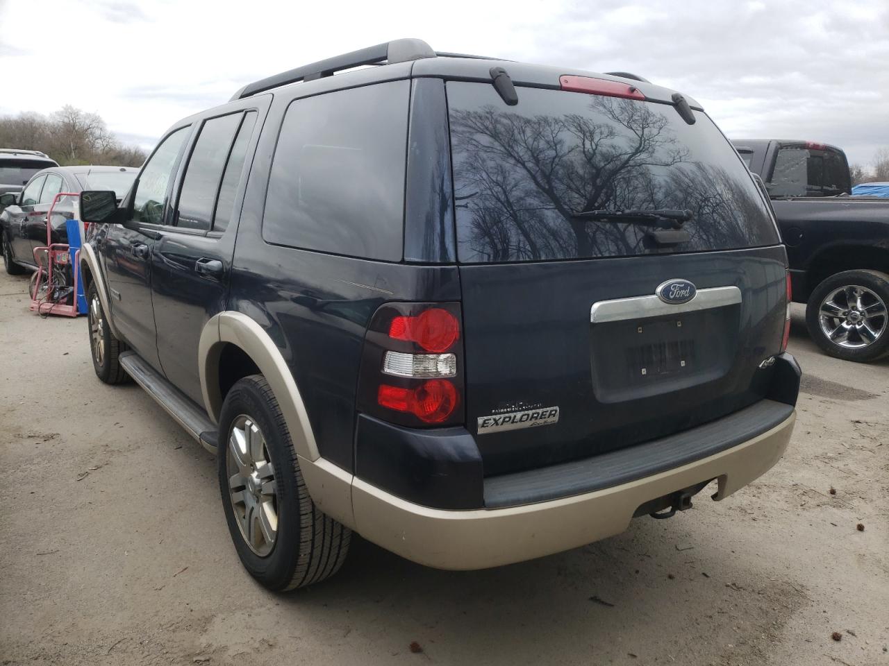 Photo 3 from auction – 2008 FORD EXPLORER E with VIN 1FMEU74E48UA51171