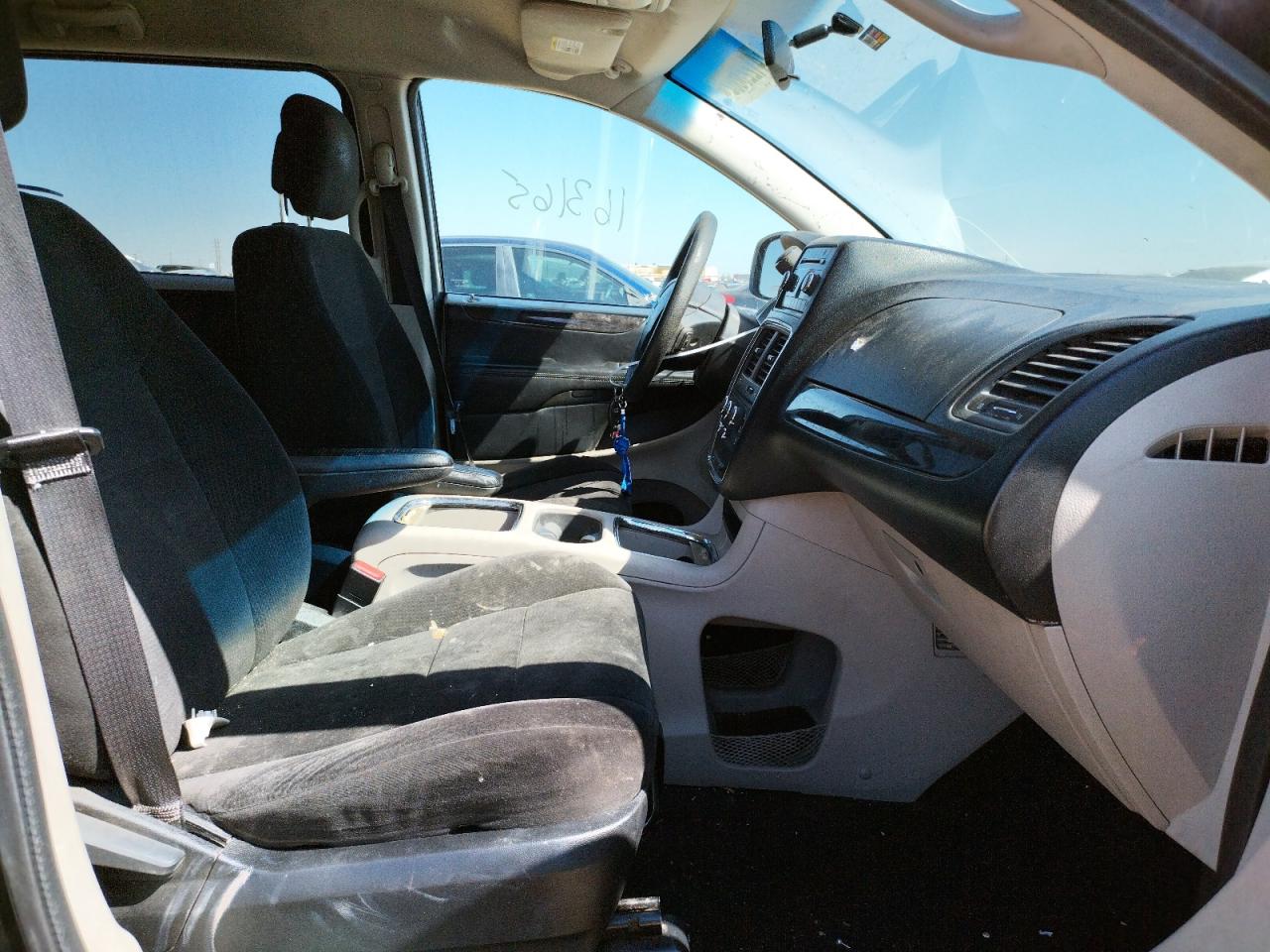 Photo 5 from auction – 2012 DODGE GRAND CARA with VIN 2C4RDGCG8CR242879