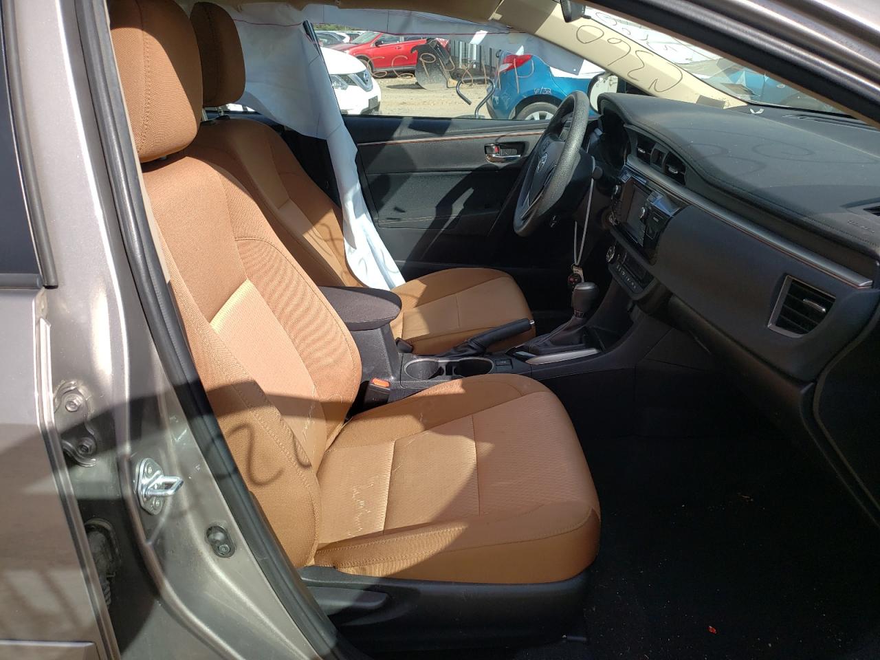 Photo 5 from auction – 2016 TOYOTA COROLLA L with VIN 2T1BURHE2GC548504
