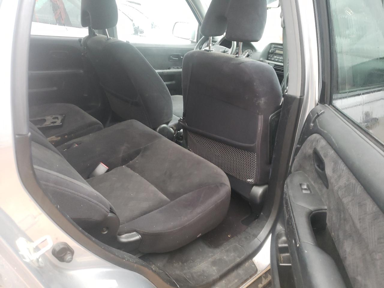 Photo 6 from auction – 2005 HONDA CR-V EX with VIN JHLRD778X5C056990