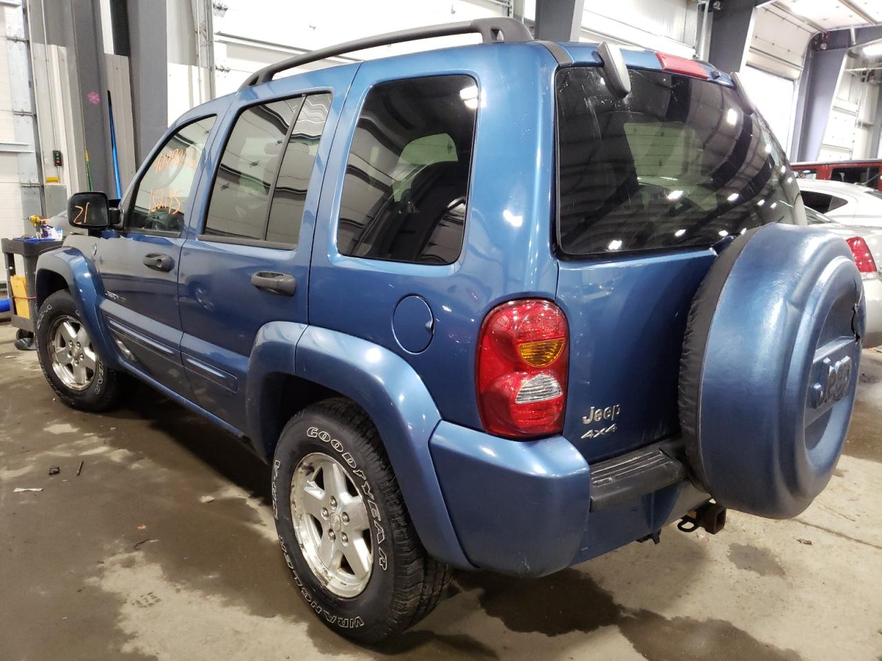 Photo 3 from auction – 2003 JEEP LIBERTY LI with VIN 1J4GL58K43W637185
