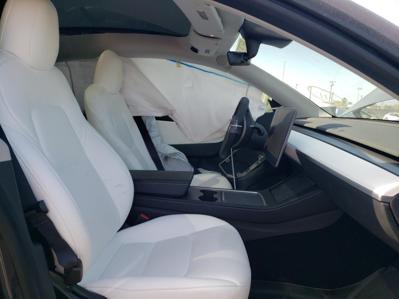 Photo 5 from auction – 2021 TESLA MODEL Y with VIN 5YJYGDEE5MF157458