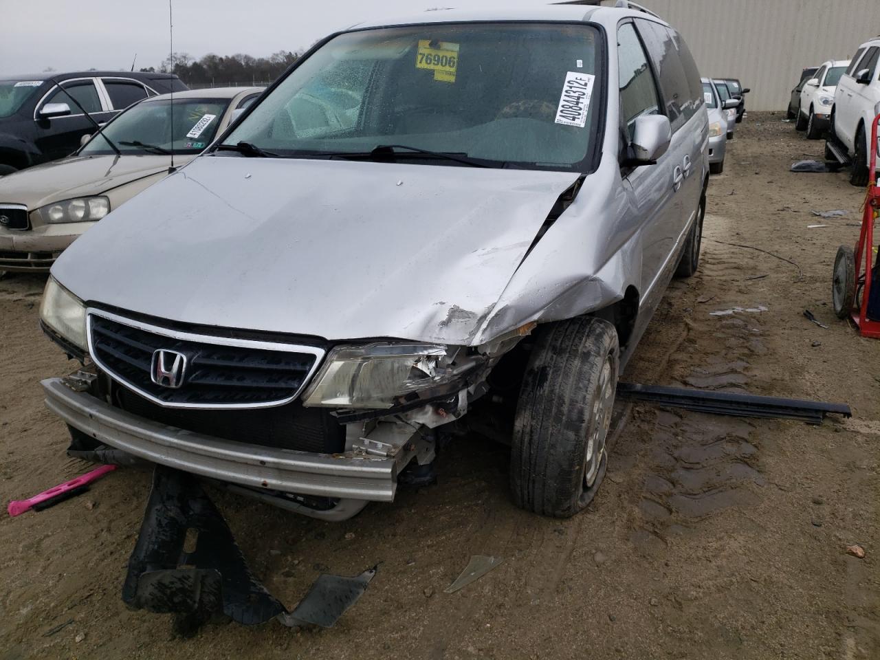 Photo 2 from auction – 2003 HONDA ODYSSEY EX with VIN 5FNRL18913B012140