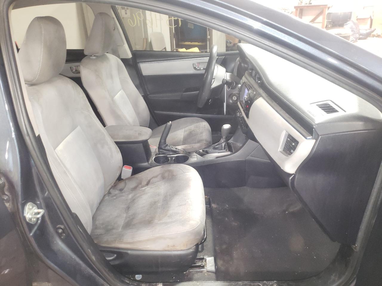 Photo 5 from auction – 2016 TOYOTA COROLLA L with VIN 2T1BURHE1GC572549
