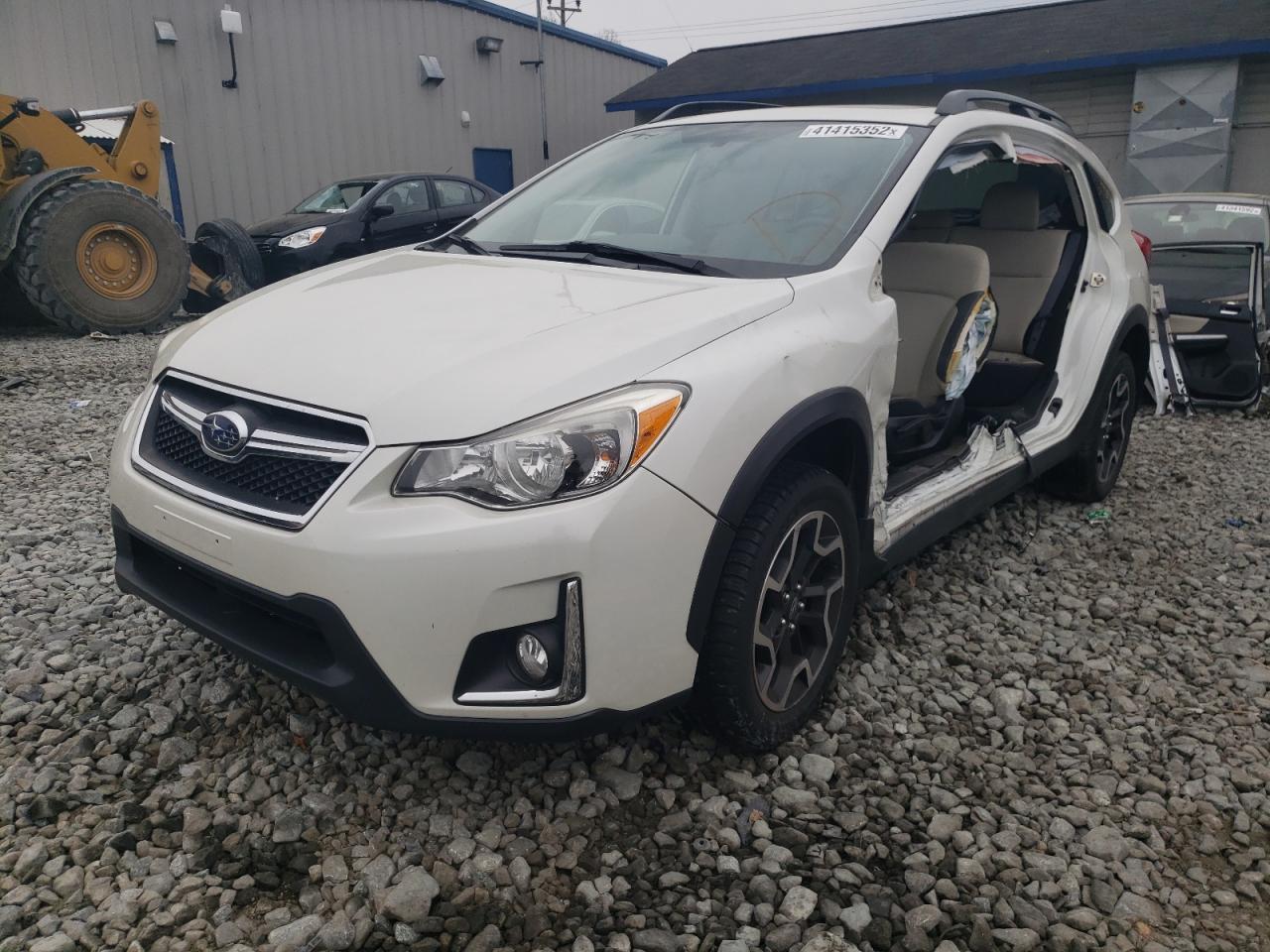 Photo 2 from auction – 2017 SUBARU CROSSTREK with VIN JF2GPABC6HH246735