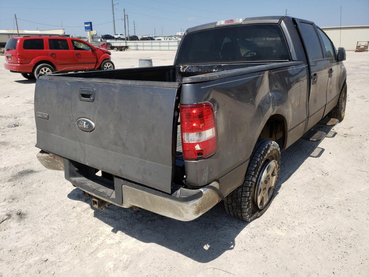 Photo 4 from auction – 2006 FORD F150 SUPER with VIN 1FTRW12W26FA70229