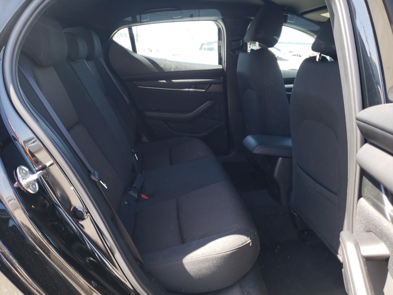 Photo 6 from auction – 2022 MAZDA 3 with VIN JM1BPAJL2N1515280