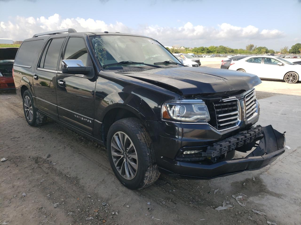 LINCOLN NAVIGATOR 2015 with VIN 5LMJJ3HT3FEJ14449 - Photo from auction