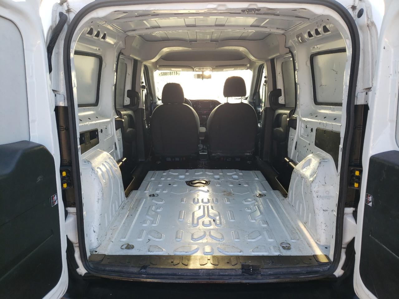 Photo 6 from auction – 2019 RAM PROMASTER with VIN ZFBHRFAB3K6N43566