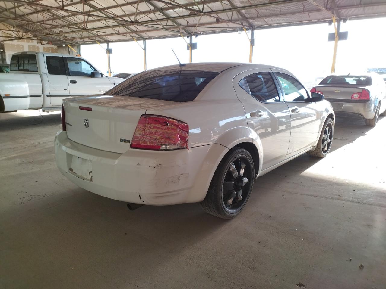 Photo 4 from auction – 2008 DODGE AVENGER SE with VIN 1B3LC46R18N198525