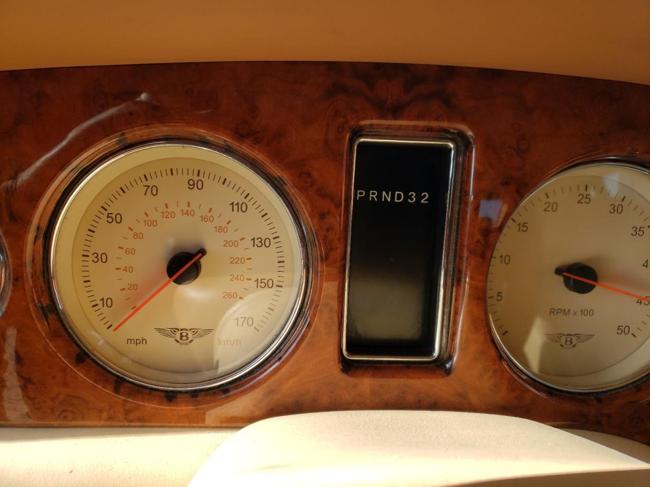 Photo 8 from auction – 2001 BENTLEY ARNAGE with VIN SCBLC31E71CX05865