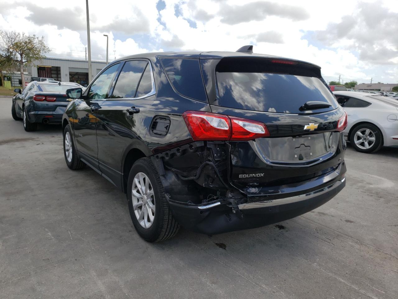 Photo 3 from auction – 2018 CHEVROLET EQUINOX LT with VIN 3GNAXJEV8JL256523