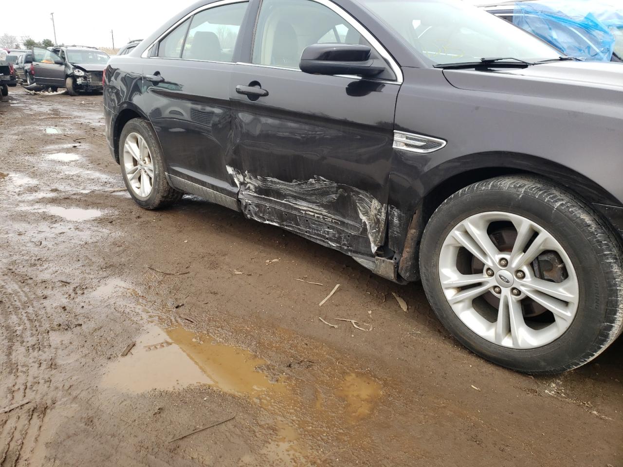 Photo 9 from auction – 2014 FORD TAURUS SEL with VIN 1FAHP2E92EG152500