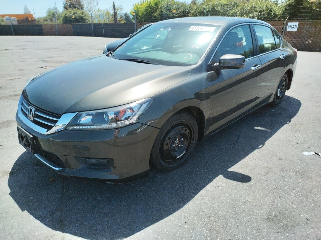 Photo 2 from auction – 2014 HONDA ACCORD EXL with VIN 1HGCR2F81EA047567