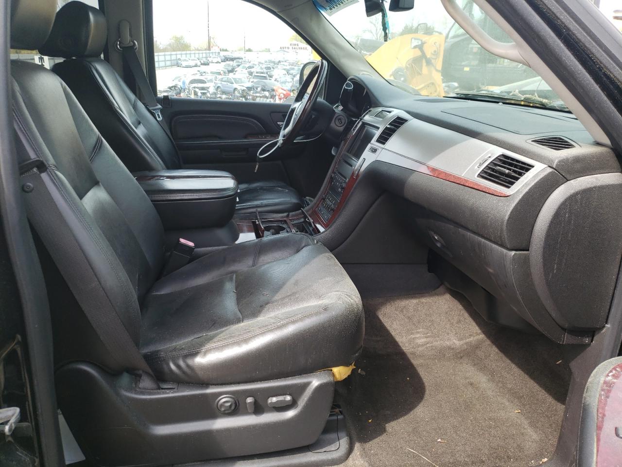 Photo 5 from auction – 2008 CADILLAC ESCALADE E with VIN 1GYFK66888R159936
