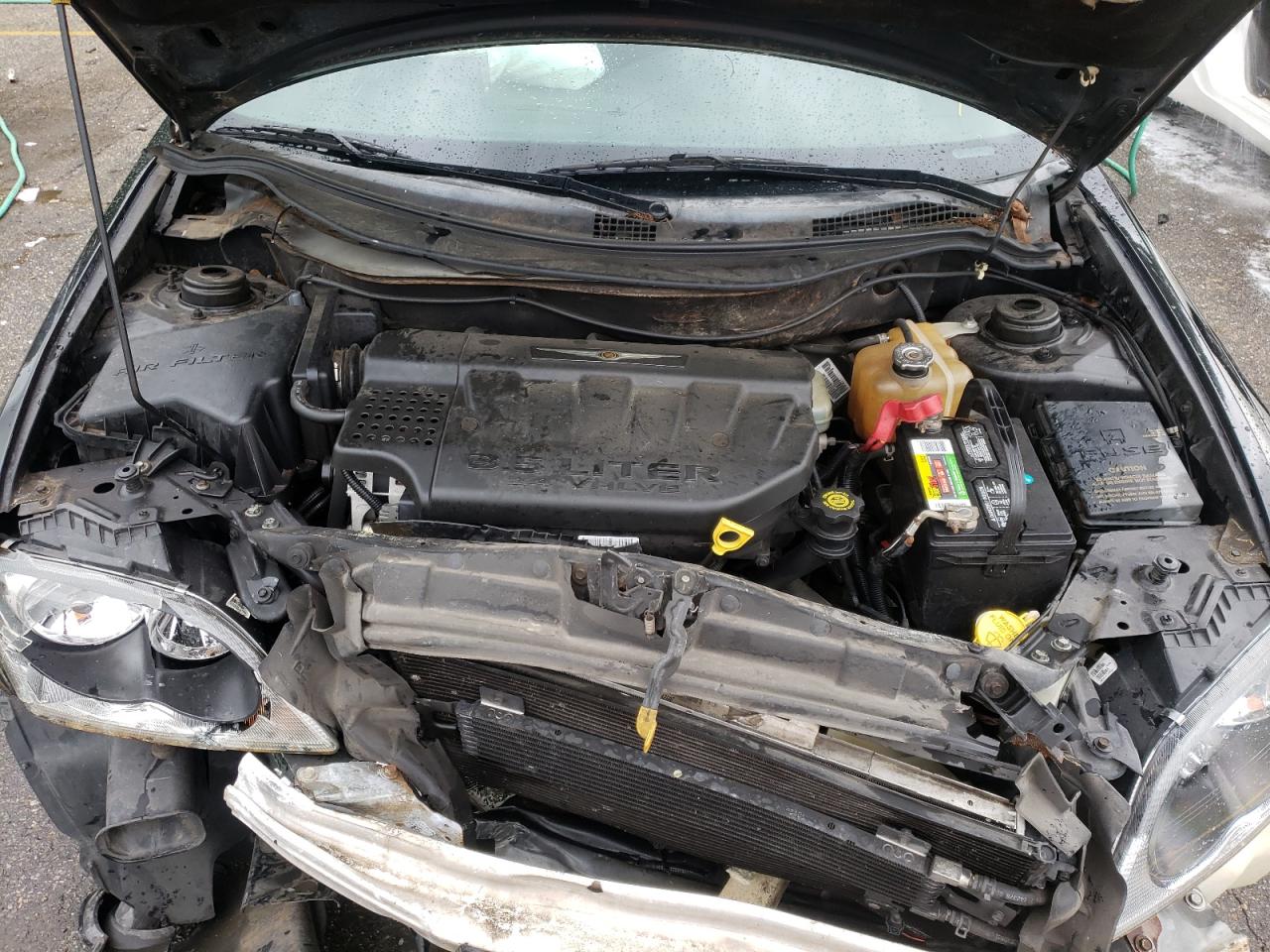 Photo 7 from auction – 2004 CHRYSLER PACIFICA with VIN 2C8GM68444R388261