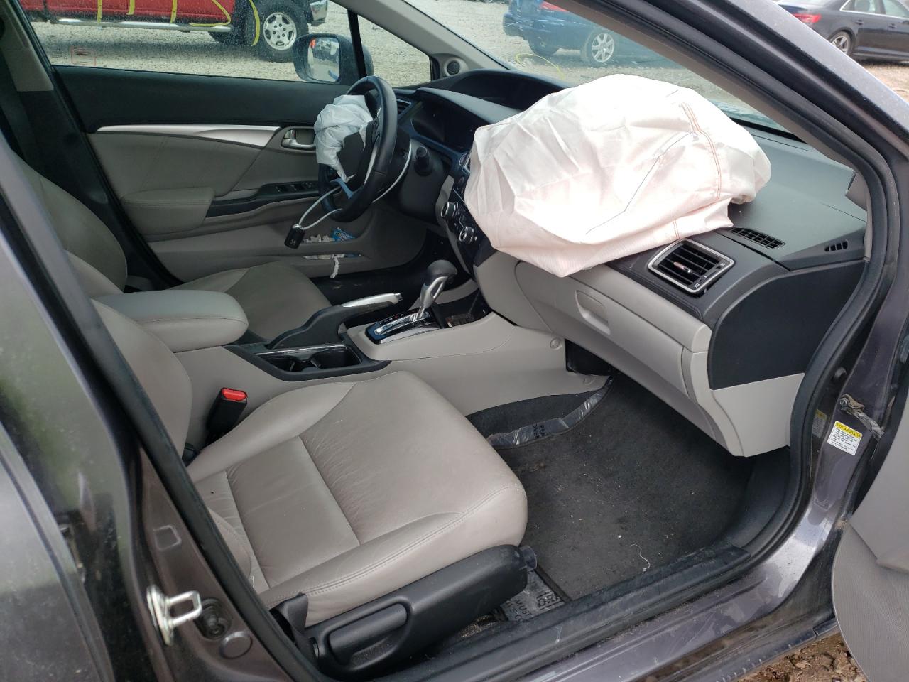 Photo 5 from auction – 2015 HONDA CIVIC EXL with VIN 19XFB2F90FE097397
