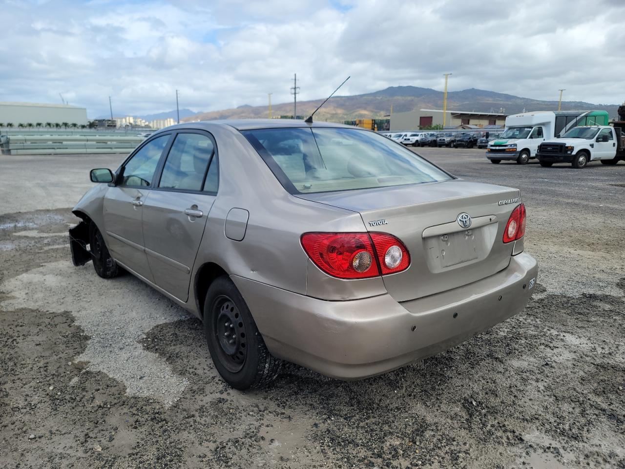 Photo 3 from auction – 2006 TOYOTA COROLLA CE with VIN 1NXBR32EX6Z594148
