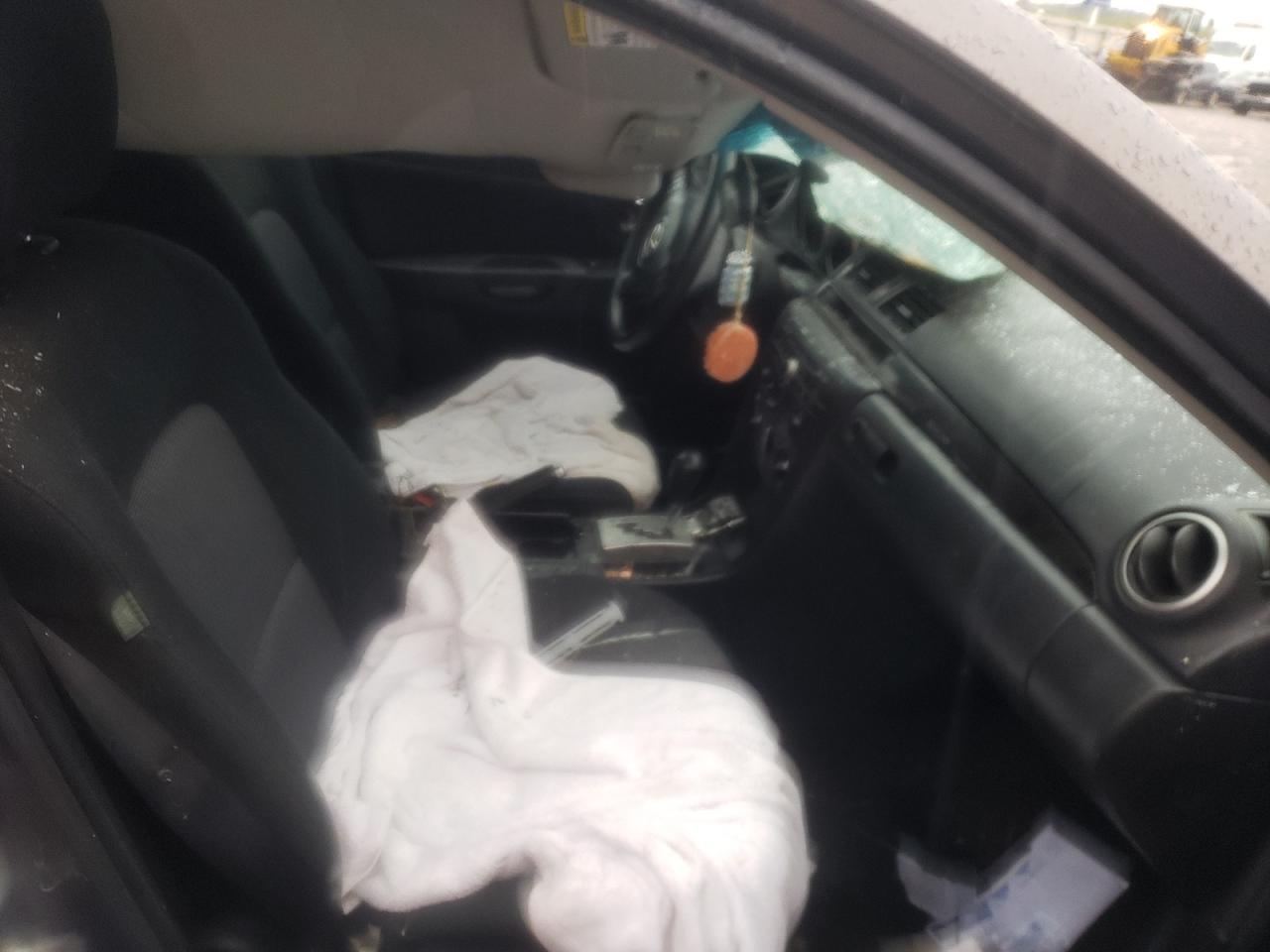 Photo 5 from auction – 2008 MAZDA 3 I with VIN JM1BK32F781829918