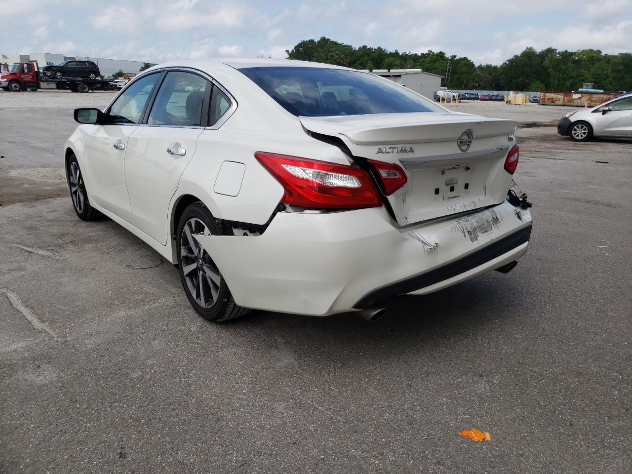 Photo 3 from auction – 2016 NISSAN ALTIMA 2.5 with VIN 1N4AL3AP5GC175013