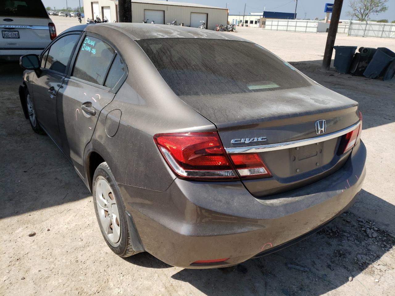 Photo 4 from auction – 2013 HONDA CIVIC LX with VIN 2HGFB2F50DH558498